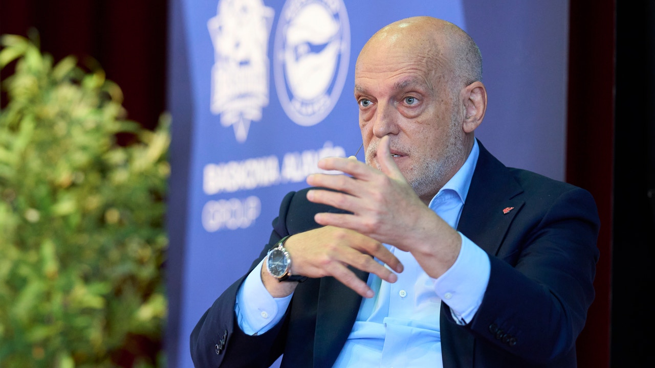 Tebas no se calla ante las críticas de la Comisión Europea al partido de Miami: "¿De verdad es un problema...?"