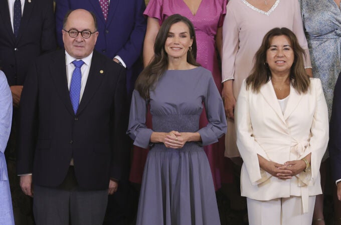 El look de la Reina Letizia para una mañana de audiencias.