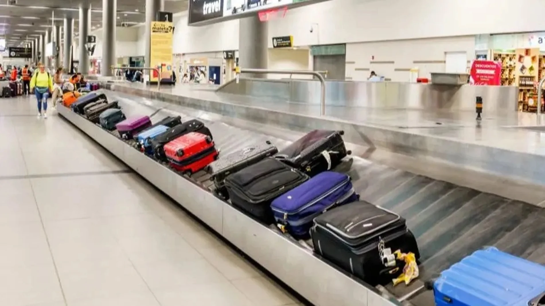 Maletas en el aeropuerto