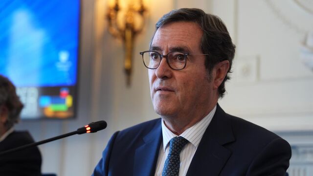 Economía.- Garamendi (CEOE) culpa a la falta de Presupuesto de las continúas incidencias ferroviarias