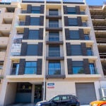 Edificio con inmuebles en venta por Cimenta2