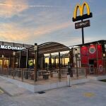 Economía.- McDonald's España busca más de 6.500 nuevos empleados para este verano