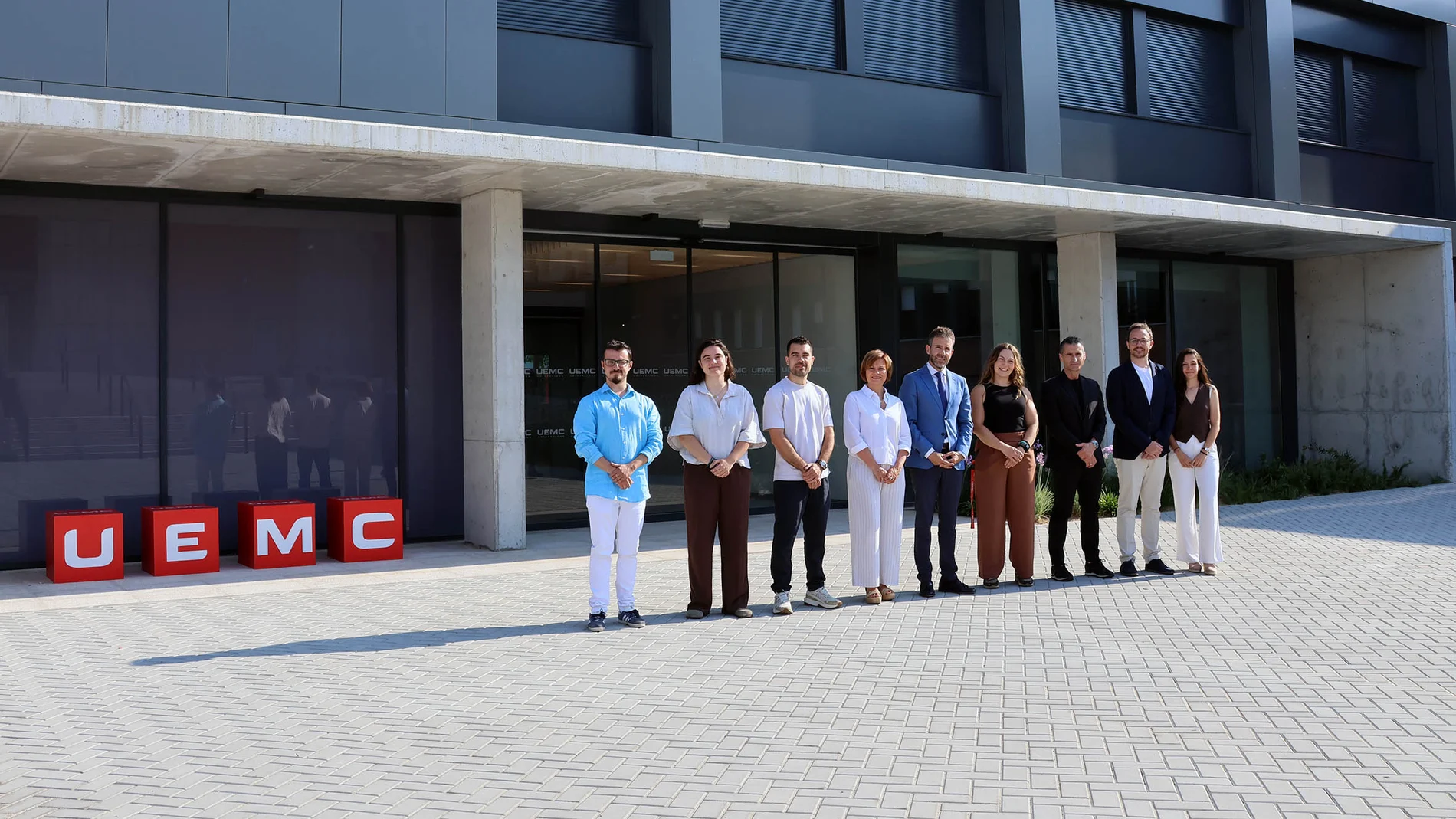 El rector de la UEMC, David García López, junto a los expertos participantes en el Curso