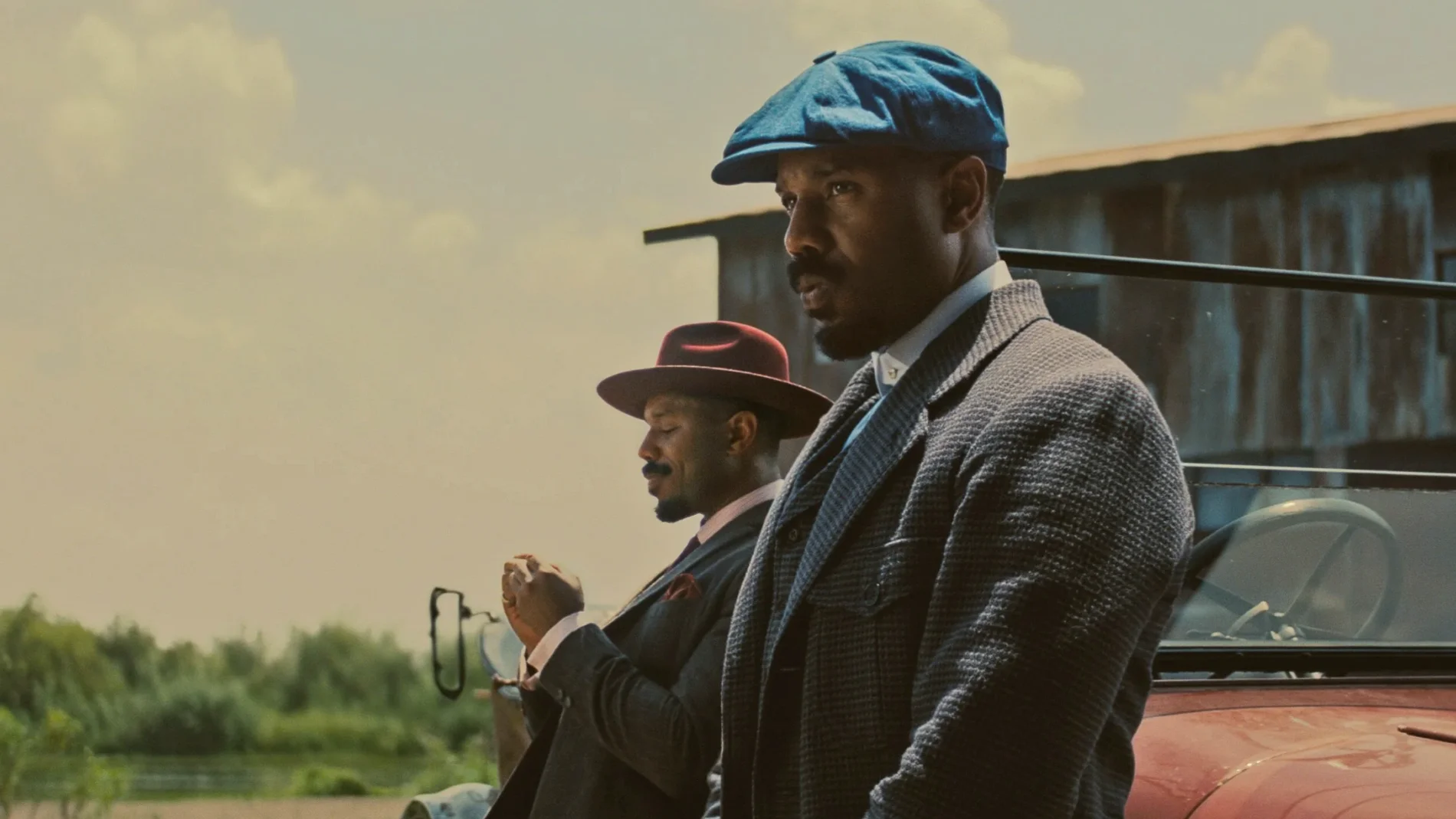 Michael B. Jordan se mete en la piel de dos hermanos gemelos en 'Los pecadores'
