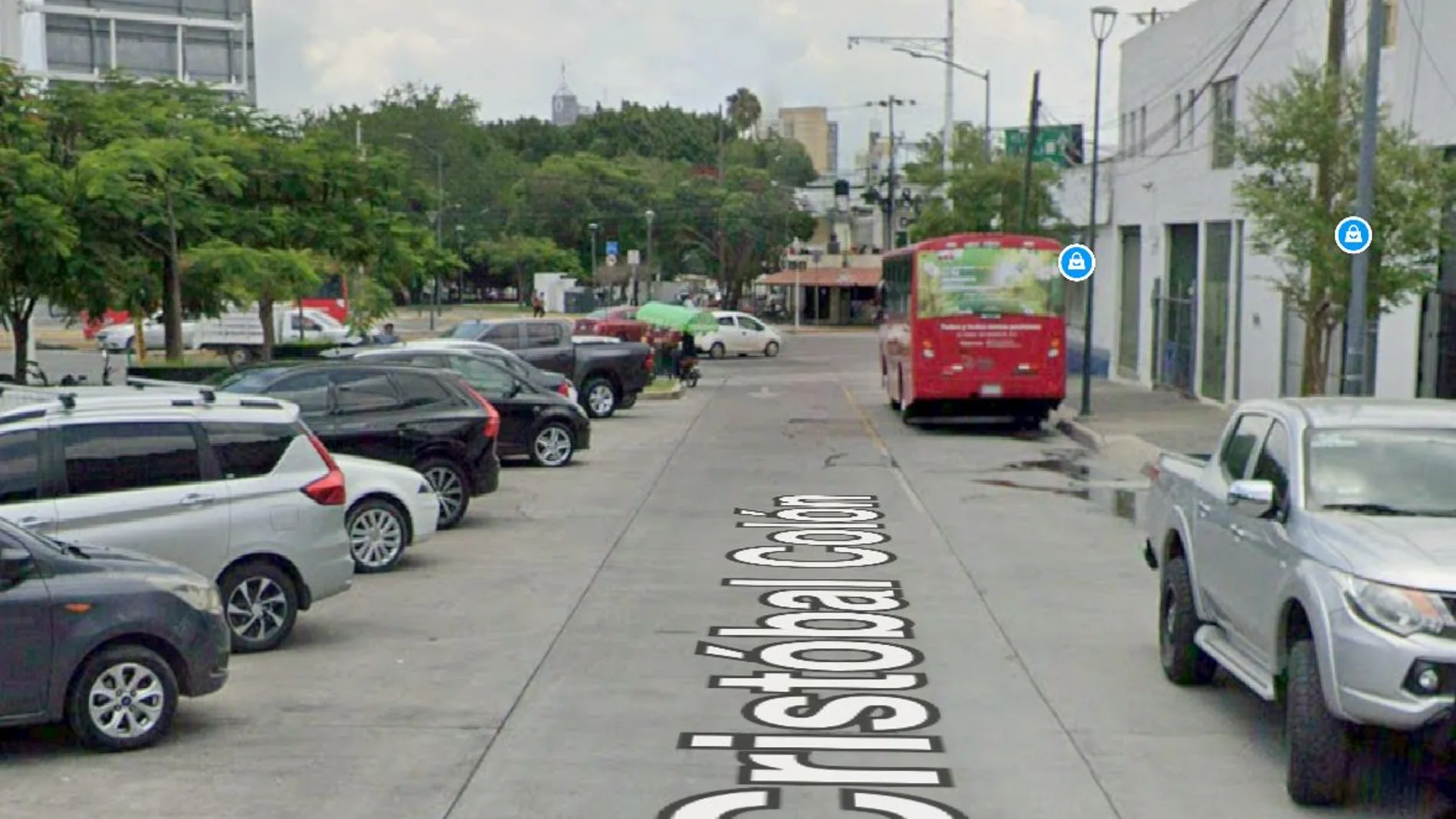 Avenida Cristobal Colón, en Guadalajara.