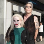 Alaska y Mario Vaquerizo en el concierto de Miguel Bosé.