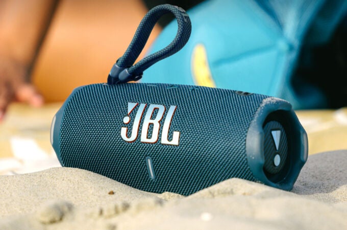 JBL Charge 6