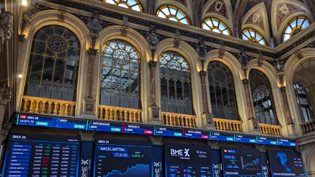 El IBEX abre con un alza del 0,39 %, pendiente de aranceles, el empleo en EEUU y la banca