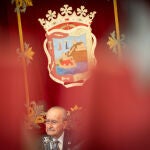 El alcalde de Málaga, Francisco de la Torre, durante un momento del pleno de hoy