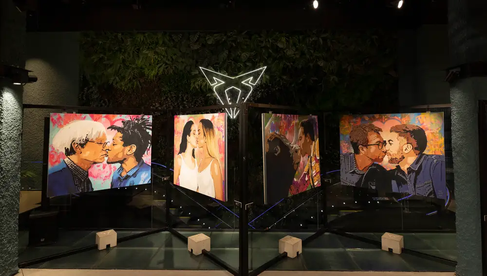 Exposición "Besos prohibidos" de Tv Boy en el Cupra Garage de Madrid