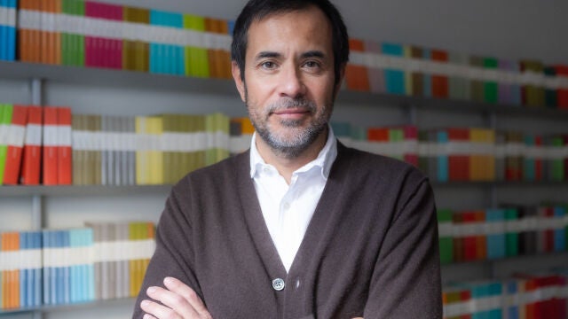 El editor Luis Solano