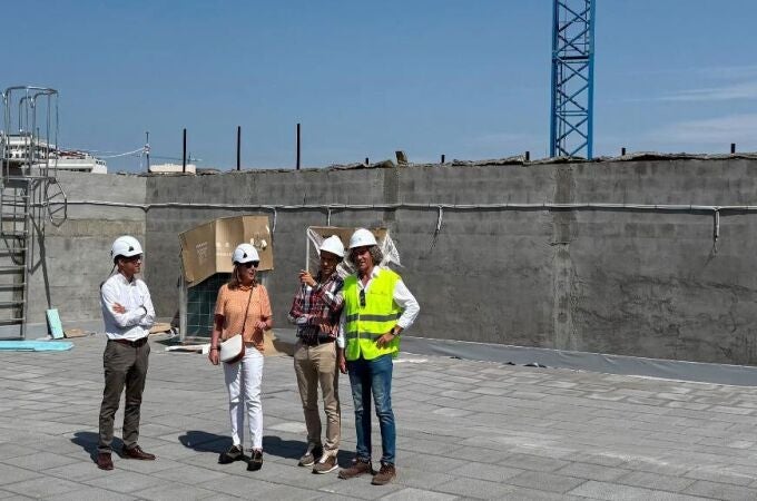 Antonio Ibáñez, director general de Telecomunicaciones y Administración Digital, visita las obras de la futura sede del Scayle