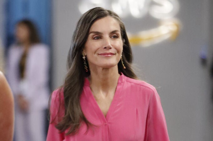 El look a todo color de la Reina Letizia.