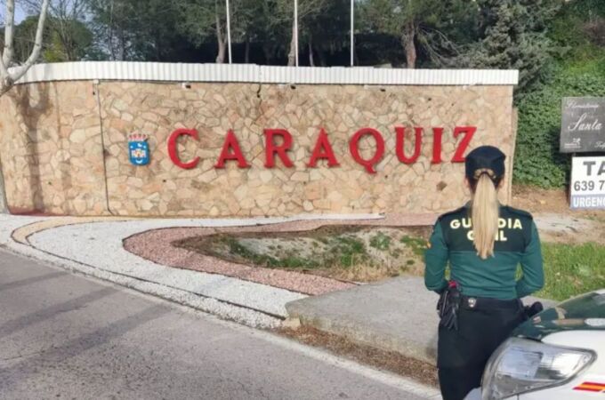 Un agente de la Guardia Civil en Caraquiz (Guadalajara)