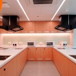 La cocina, compartida, de uno de los bloques de edificios de Xiaomi