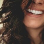 La ciencia pide dejar de obsesionarse con la apariencia: esto es lo que realmente te hace más atractivo