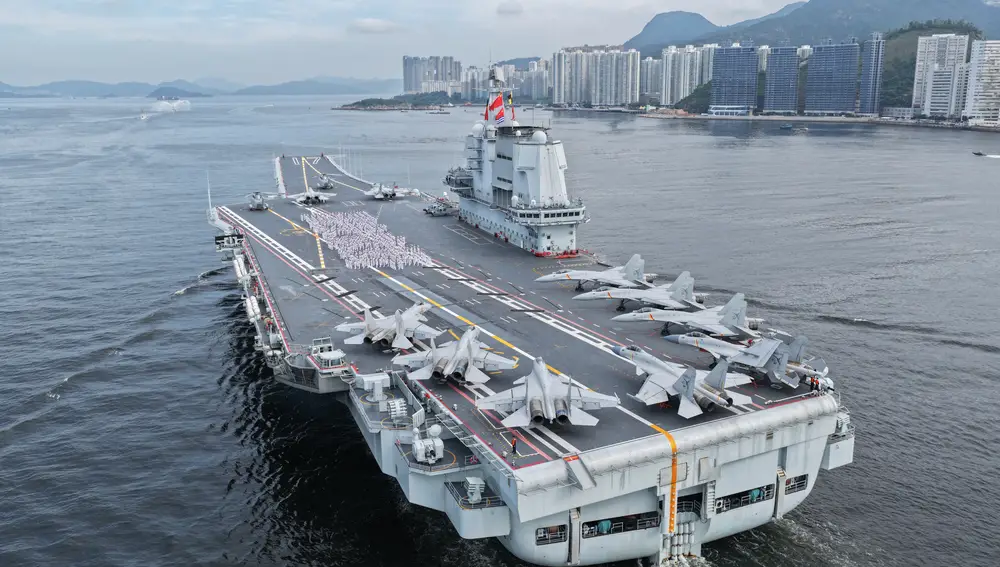 Chinese aircraft carrier Shandong visits Hong Kong