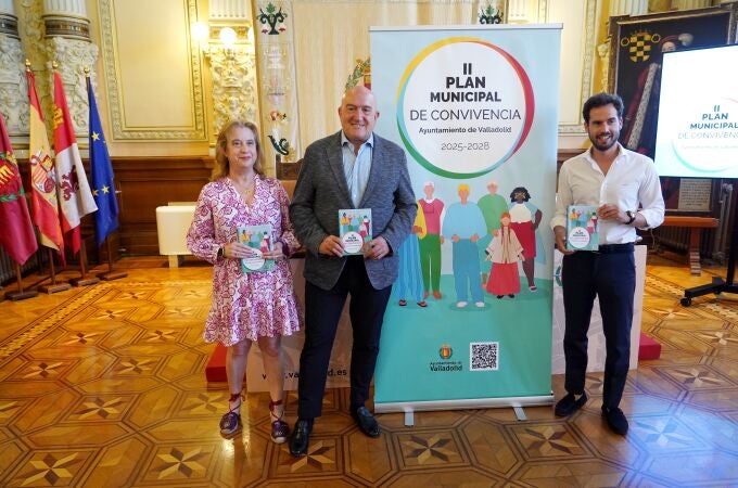 Carnero presenta el II Plan Municipal de Convivencia junto al concejal Rodrigo Nieto