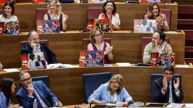 Les Corts Valencianes inician la última sesión de control a Mazón antes del verano