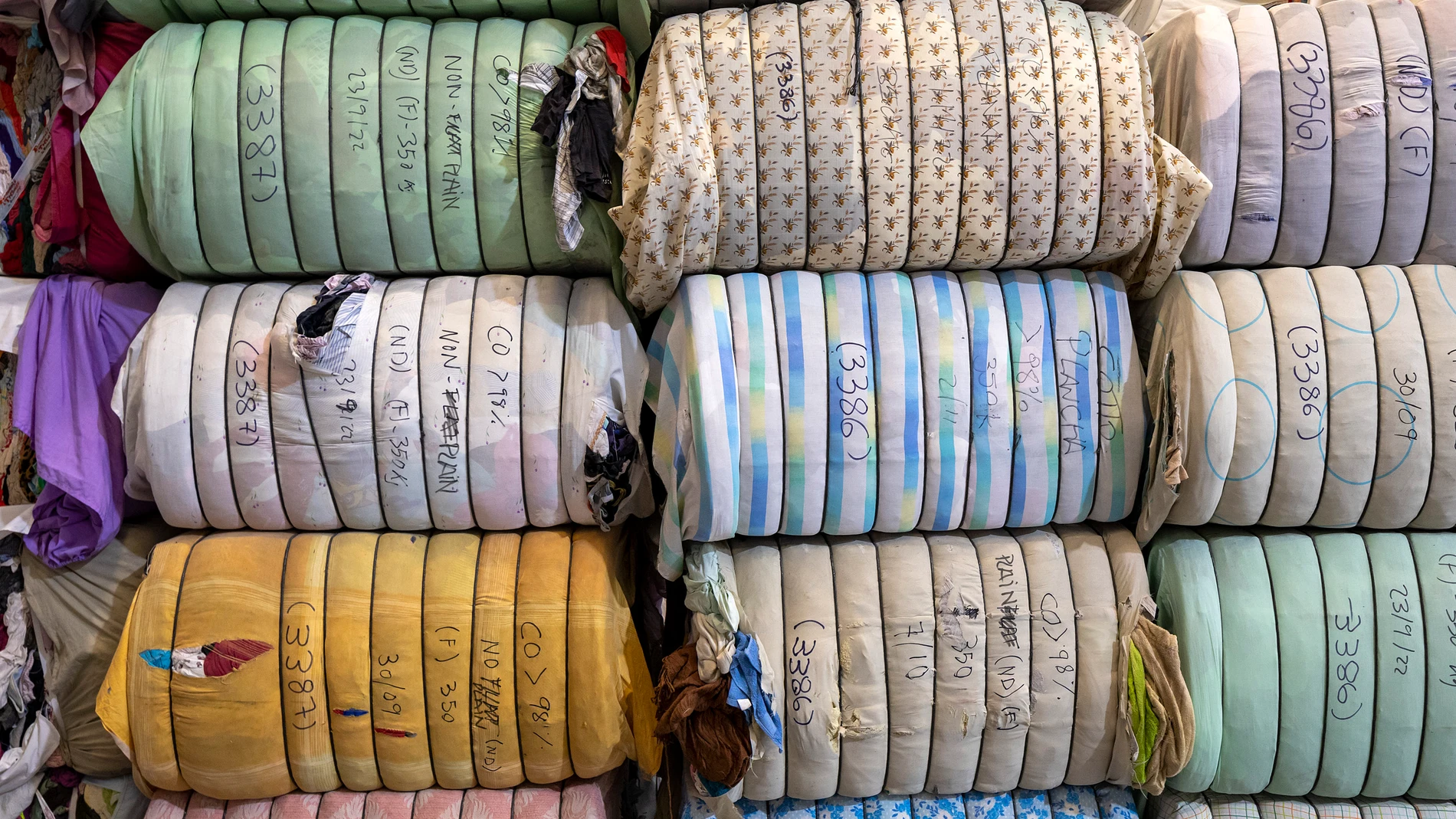 RE-VISTE reciclado textil Almacenaje textil planta tratamiento Barcelona