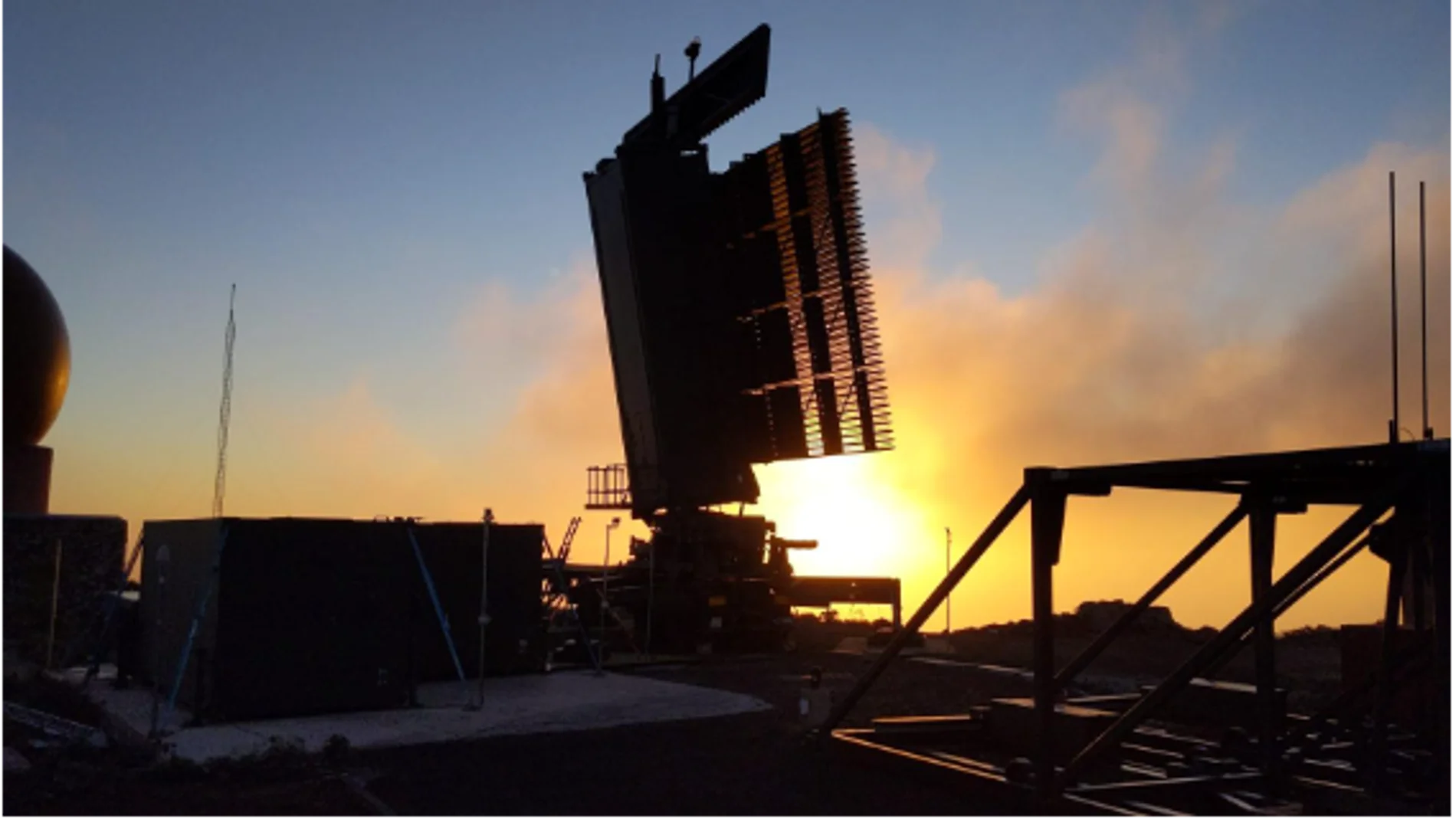 Radar Lanza LRR de Indra instalado en el EVA 22 de Lanzarote