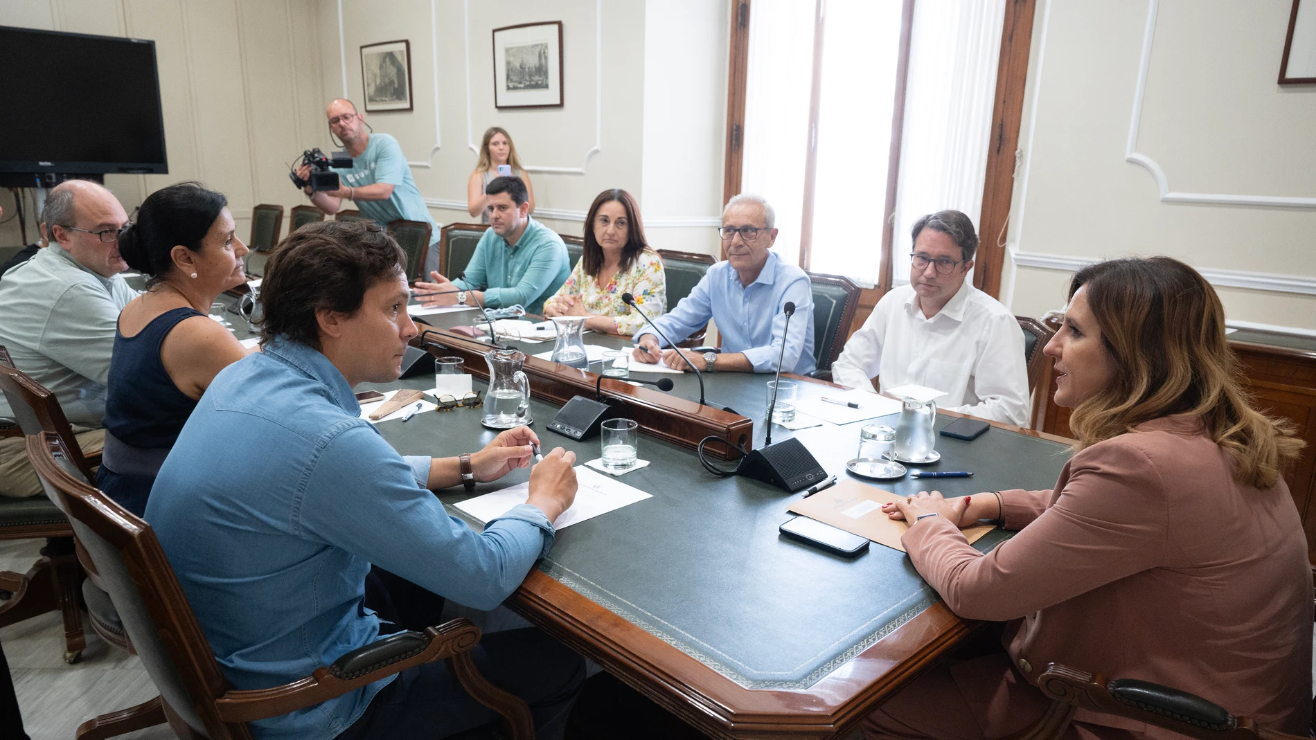 Más fuentes y sistemas de sombra para las plazas de Valencia