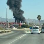 Protección Civil pide a la población cercana al incendio de Fortuna (Murcia) que se refugie en sus casas o en lugar cerrado