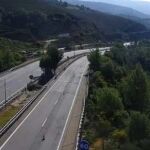 Tramo de la A-52, donde ha muerto Diogo Jota y su hermano, con uno de los carriles cortados