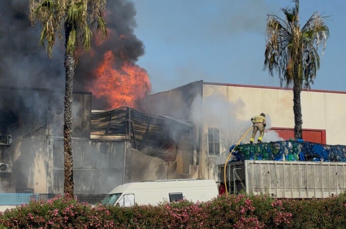 Afectado por el fuego en Fortuna: “Si explota, vamos todos donde yo sé”