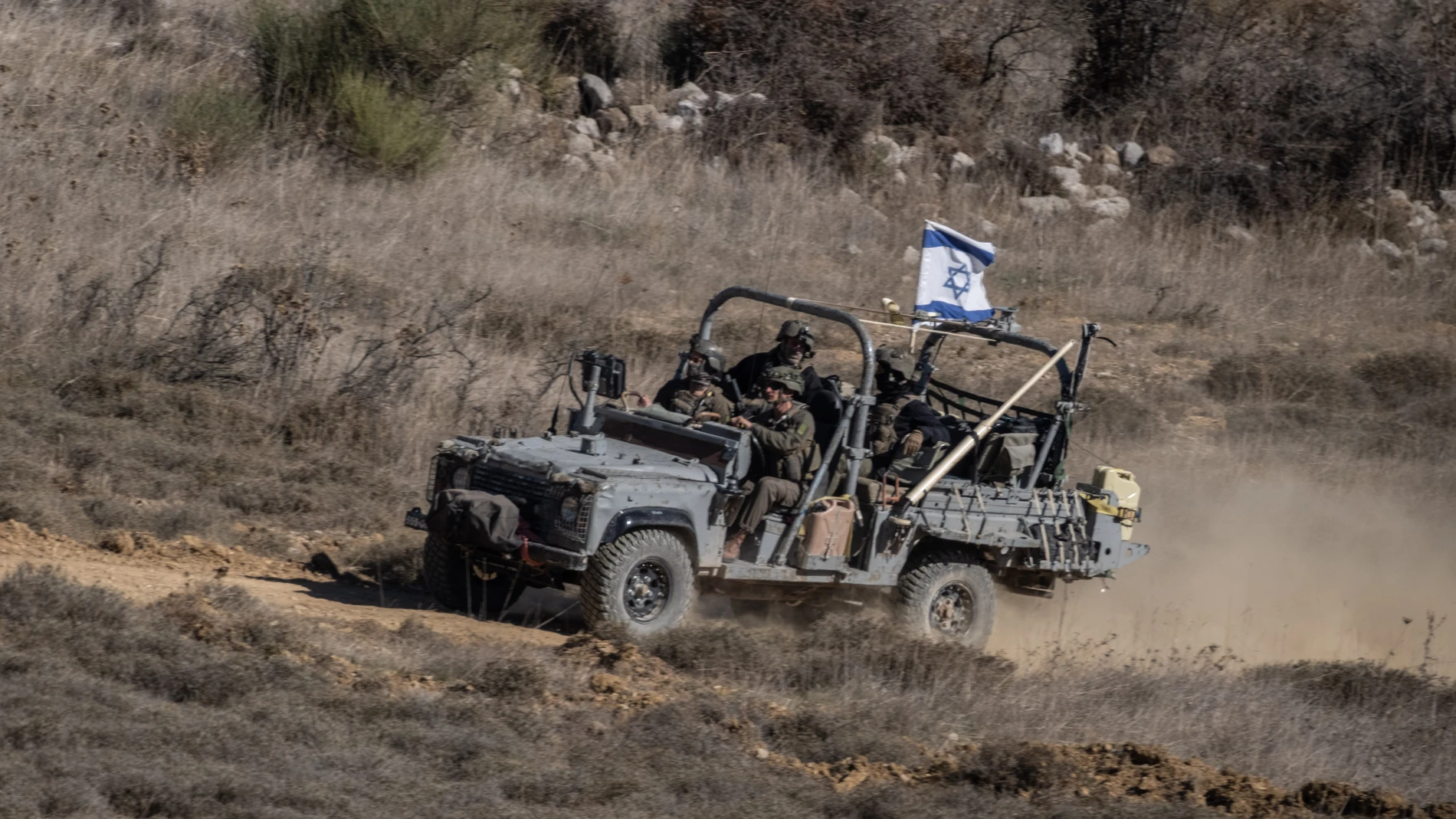 (Foto de ARCHIVO) December 15, 2024, Mashdal Shams, Golan Heights: Israeli troops are seen near the buffer zone in Golan Heights on Dec.15th. A Syrian territory currently occupied by Israel. Europa Press/Contacto/Gaby Schuetze 16/12/2024 ONLY FOR USE IN SPAIN