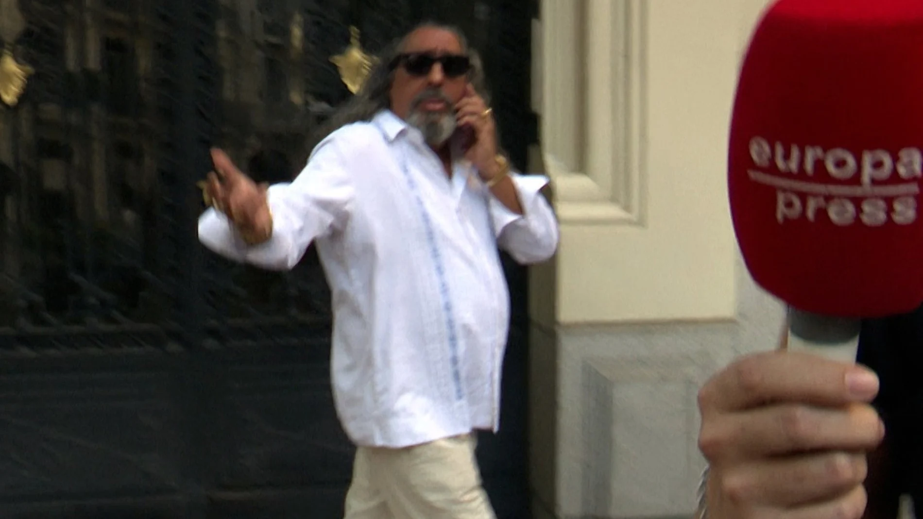Diego 'El Cigala' reaparece ante las cámaras tras su condena