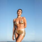 ¿La fórmula del verano perfecto? Metalizados + animal print + cortes asimétricos según SHEIN