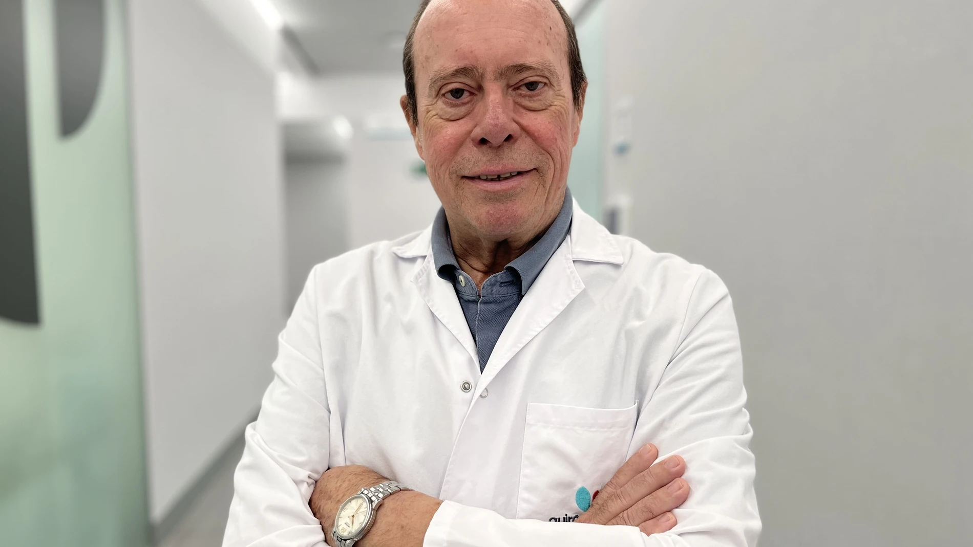 El doctor José Antonio Vargas, especialista en Obstetricia y Ginecología en tratamiento de cáncer ginecológico