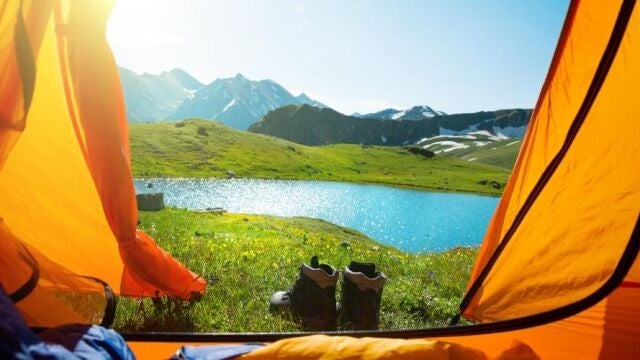 Me fui de acampada en pleno verano y gracias a este gadget no pasé nada de calor