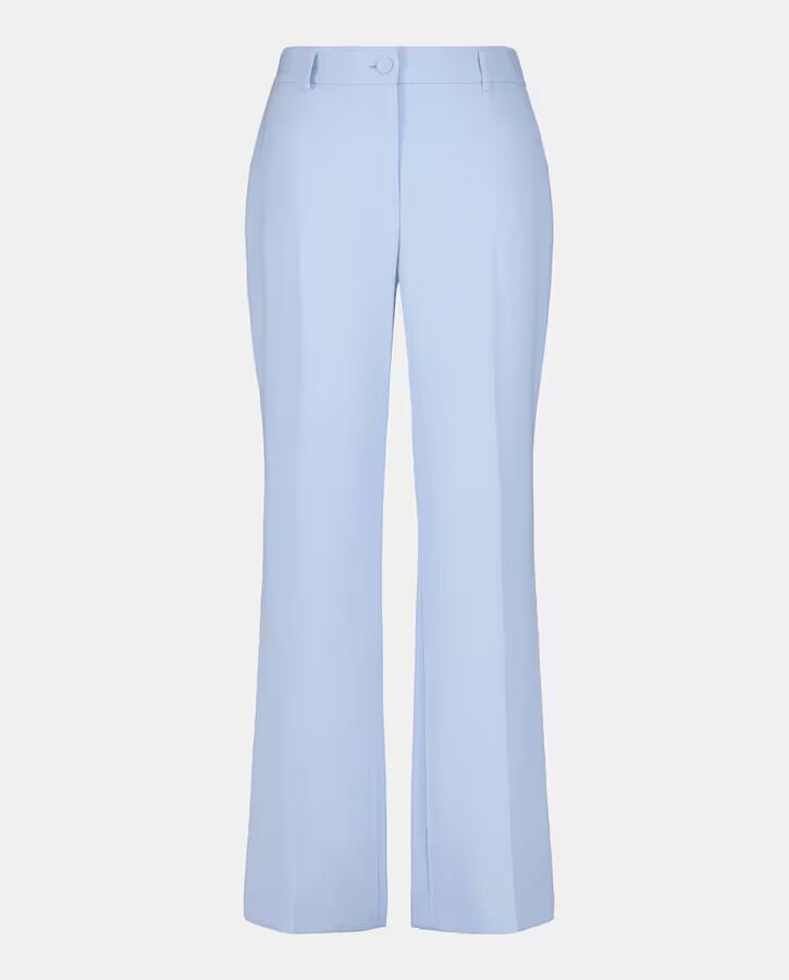 Pantalón ancho de vestir.