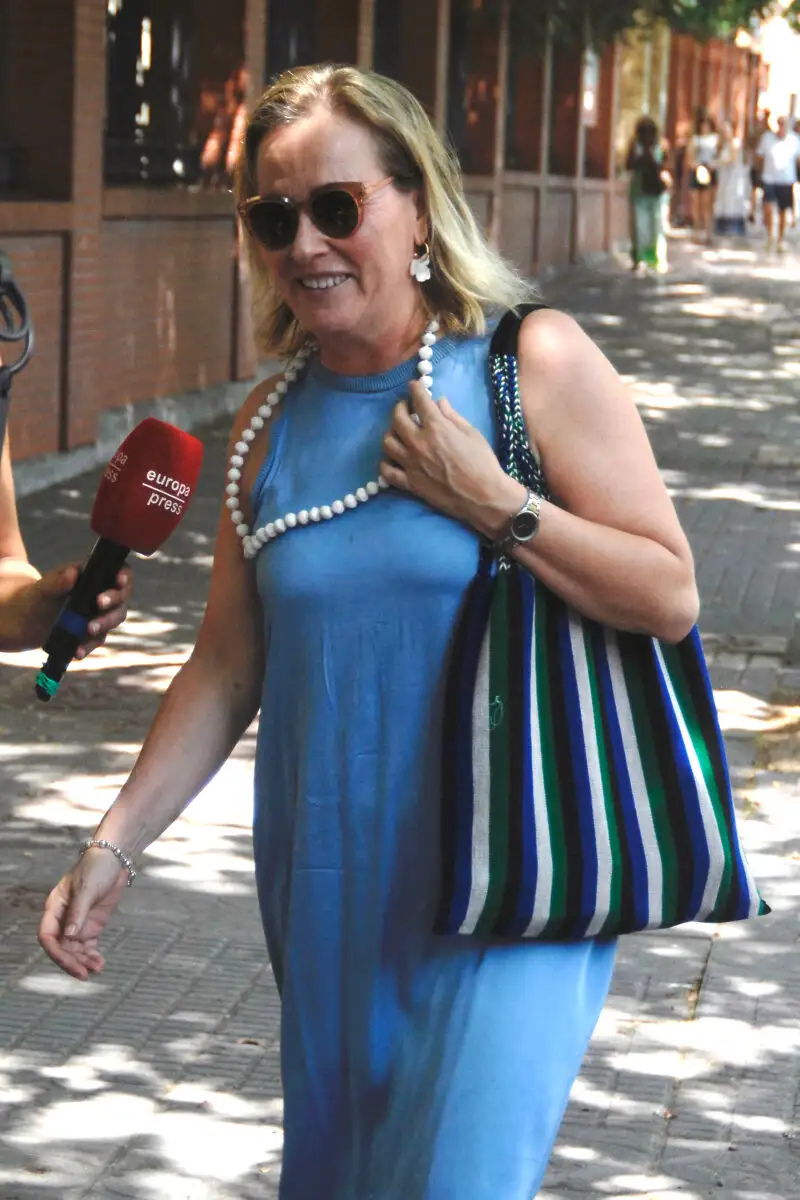 José Luis Martínez-Almeida abandona el Hospital Virgen del Rosario tras pasar la primera noche junto al pequeño Lucas