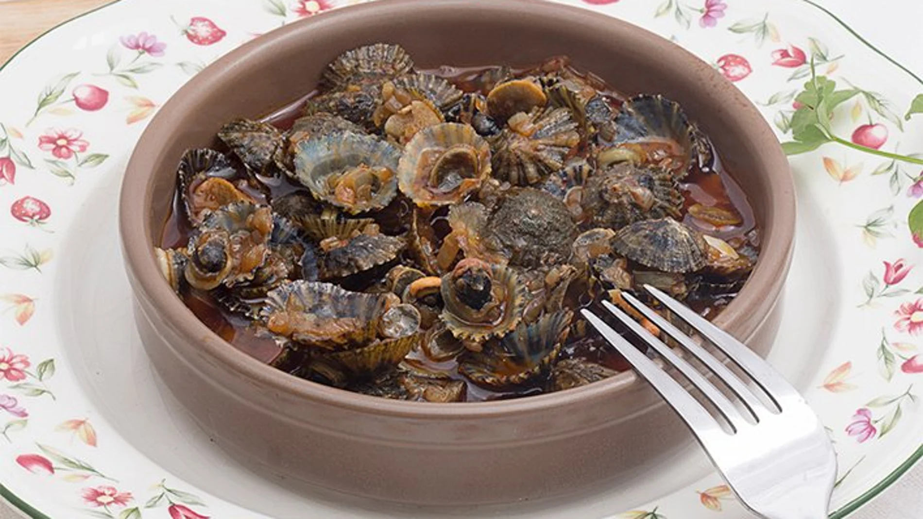 Estos son los tres platos desconocidos asturianos que tienes que pedir en verano