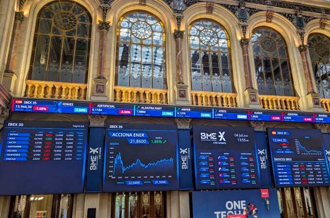 La Bolsa española cae un 1,56 % ante el fin de la tregua arancelaria y sin Wall Street