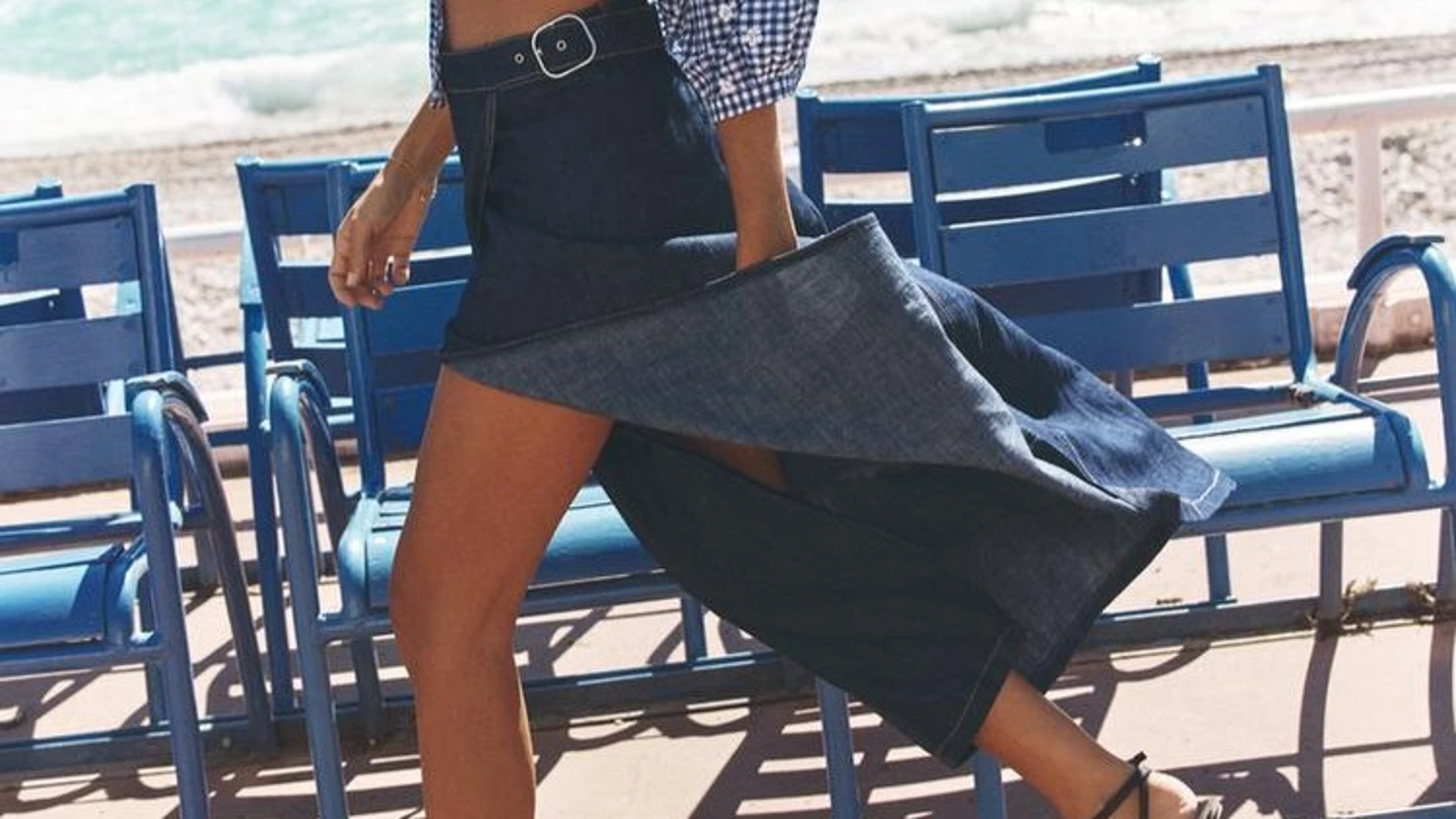 Falda vaquera midi zara