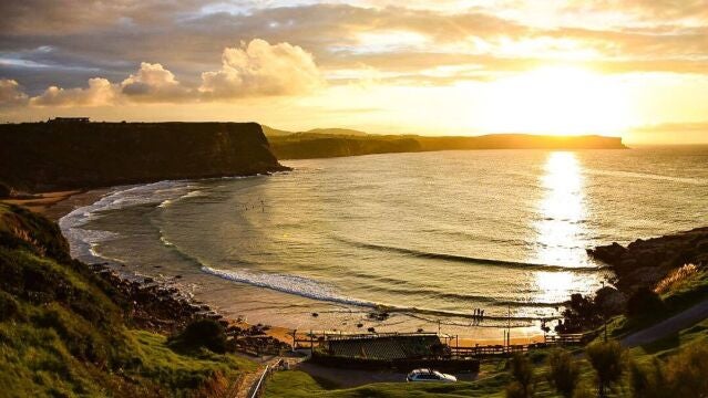 No busques más; el paraíso para ver el mejor atardecer del norte está en este sitio de Cantabria