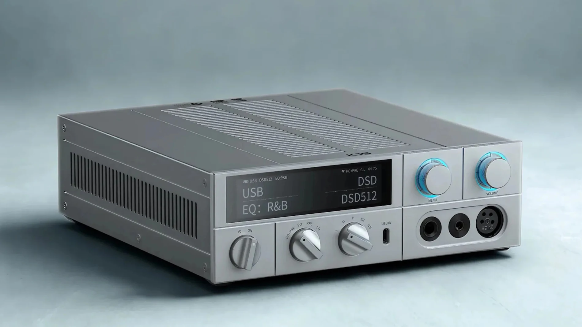 El K15 combina convertidores AKM, Wi-Fi nativo y pantalla táctil en un formato compacto que promete calidad de estudio sin ocupar media mesa