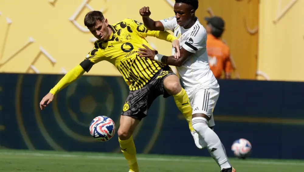 CWC Real Madrid Borussia Dortmund Soccer