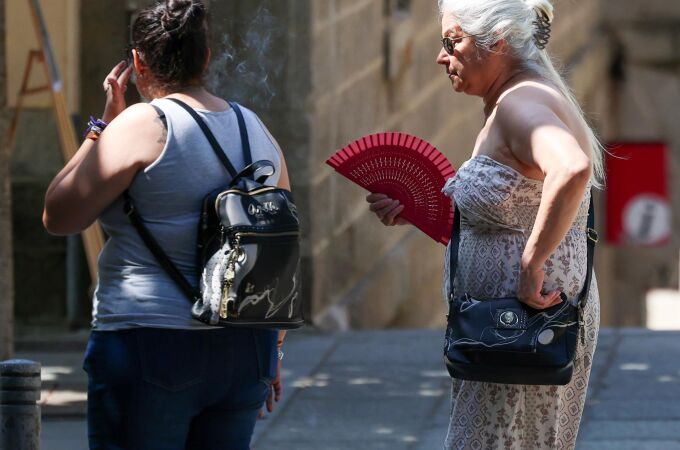 Diez comunidades autónomas con avisos este domingo por altas temperaturas, tormentas y lluvias