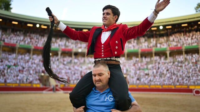Corrida de rejones Feria del Toro Pamplona