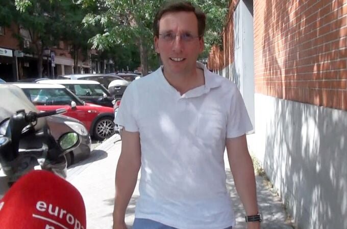 José Luis Martínez-Almeida desvela cómo se encuentra Teresa Urquijo y su hijo Lucas
