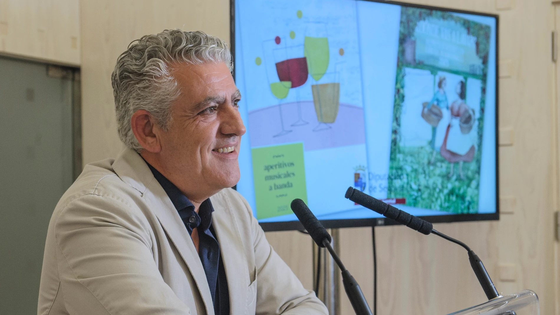 El vicepresidente, José María Bravo, presenta las nuevas ediciones de los programas ‘Aperitivos musicales a banda’ y ‘Representación en espacios tradicionales’.