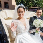 Carolina Monje y Álex Lopera el día de su boda