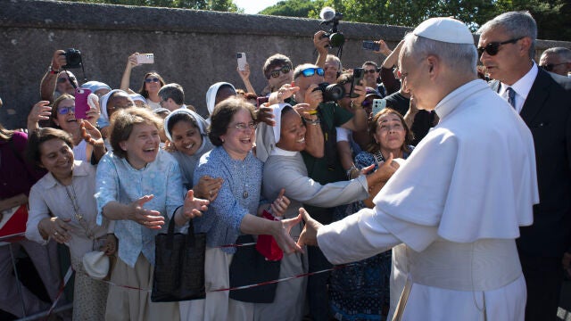 El papa vuelve de vacaciones a Castel Gandolfo doce años después