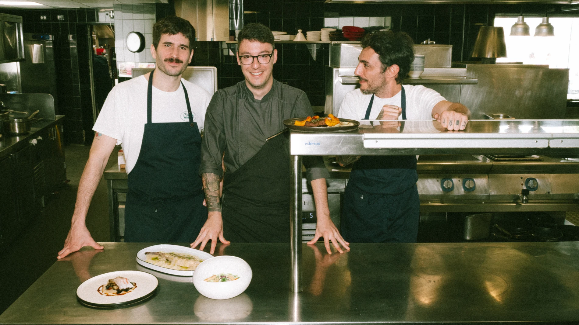 Fuego, temporada y ciudad: la propuesta imprescindible de FIRE en el W Barcelona