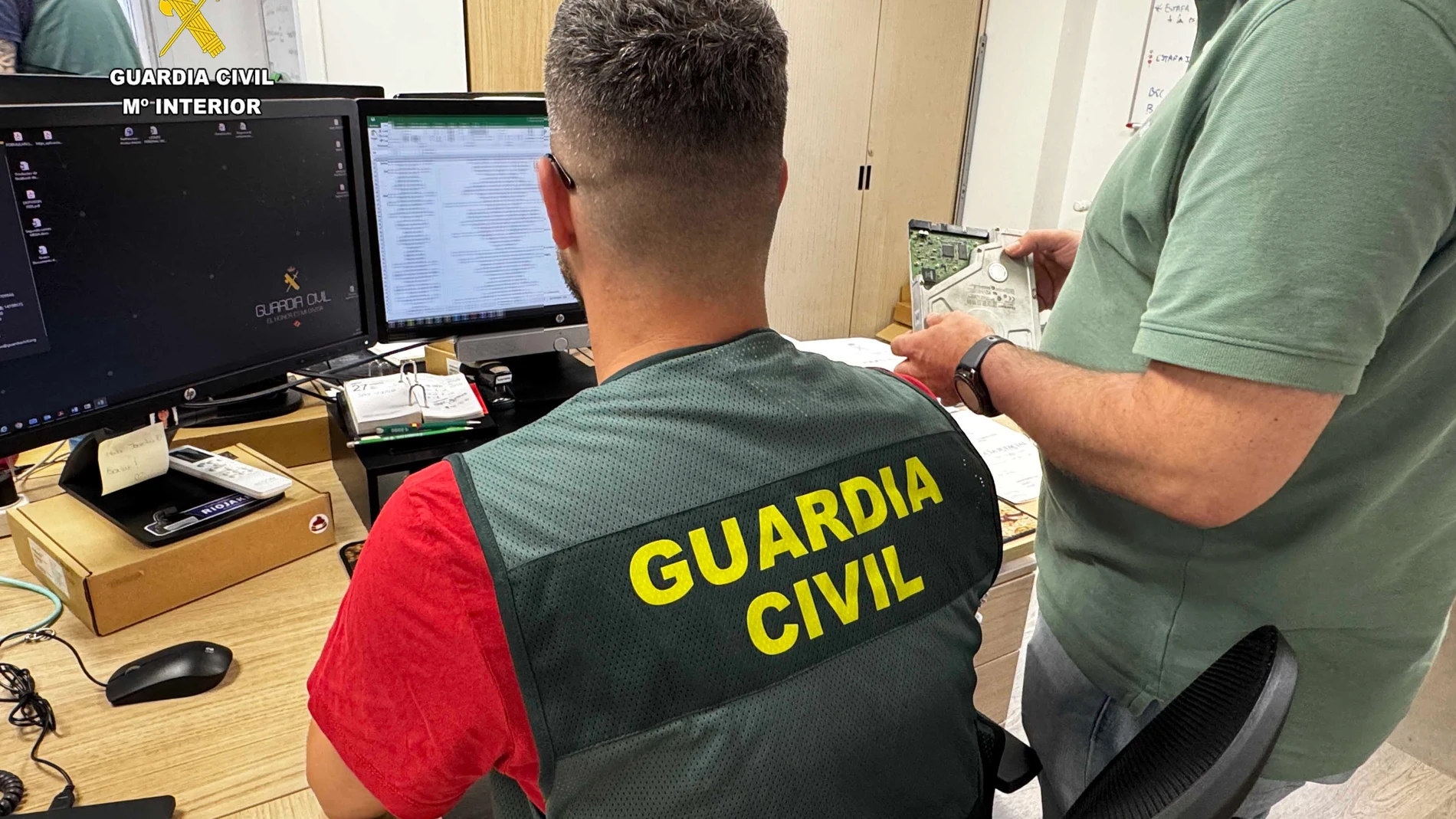 La Guardia Civil alerta de una campaña de ciber-estafas dirigidas a ayuntamientos y empresas riojanasREMITIDA / HANDOUT por GUARDIA CIVIL LA RIOJAFotografía remitida a medios de comunicación exclusivamente para ilustrar la noticia a la que hace referencia la imagen, y citando la procedencia de la imagen en la firma01/07/2025